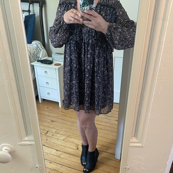 Zara | Floral babydoll v-neck dress. Size Small. - Picture 4 of 8